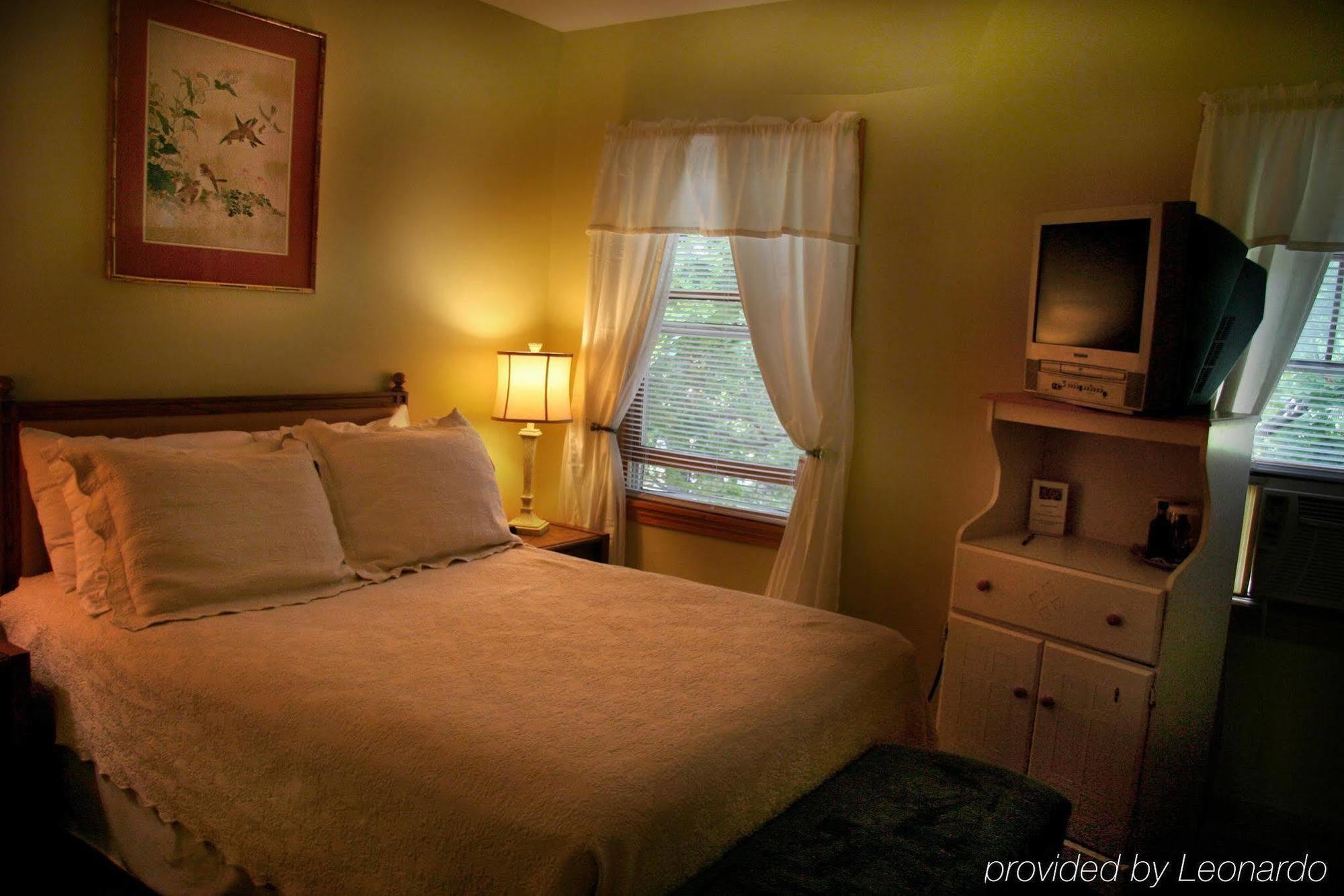 Marthas Vineyard Resort Oak Bluffs Phòng bức ảnh